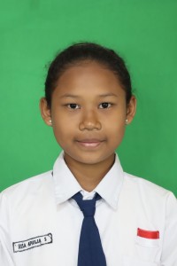 RISA APRILIA SANTRIANI
