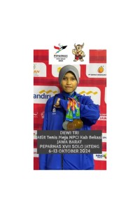 DEWI TRI KURNIANTARI SUGIHARTO