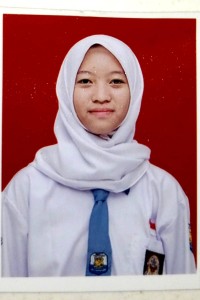 YASMIN FAHIRA