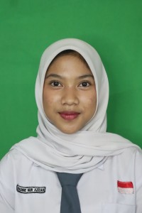 NADINE NUR AZIZAH